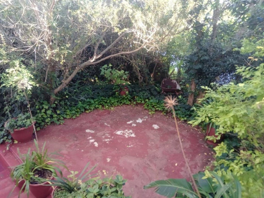 4 Bedroom Property for Sale in Paradise Beach Eastern Cape